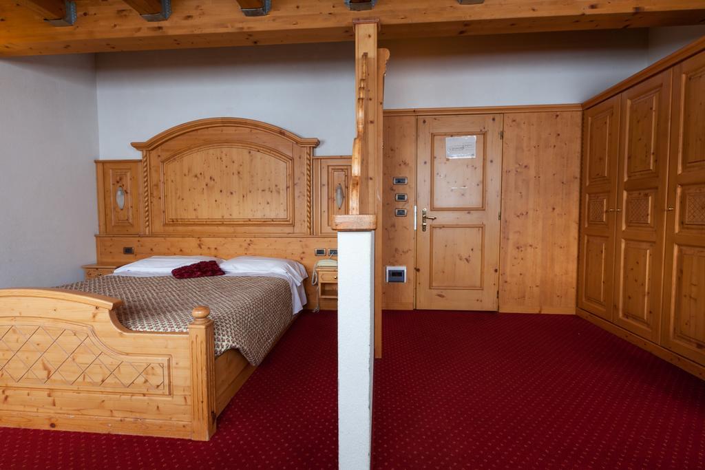 Sporting Hotel Passo del Tonale Extérieur photo