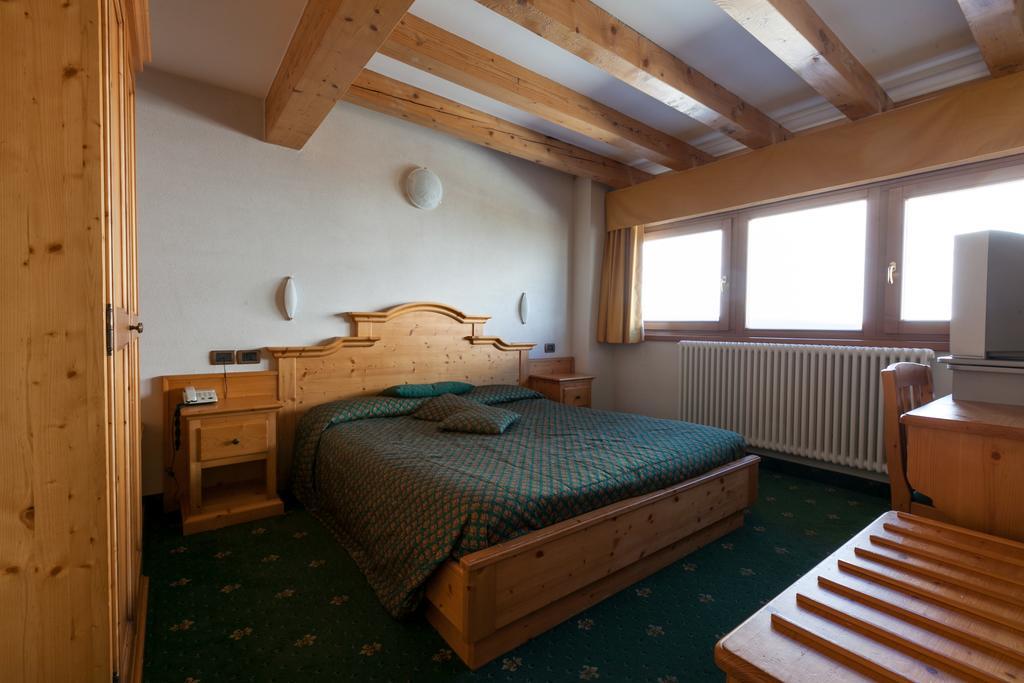 Sporting Hotel Passo del Tonale Chambre photo