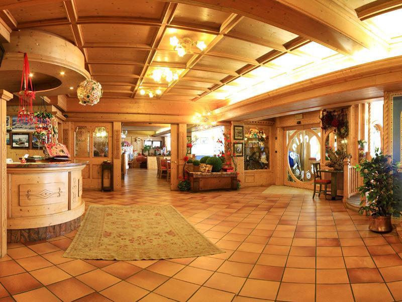 Sporting Hotel Passo del Tonale Extérieur photo