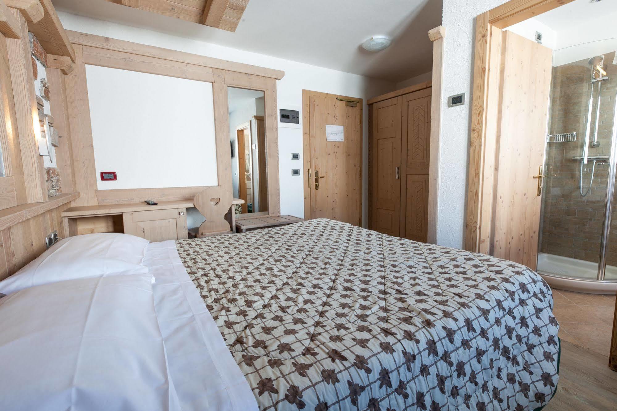 Sporting Hotel Passo del Tonale Extérieur photo